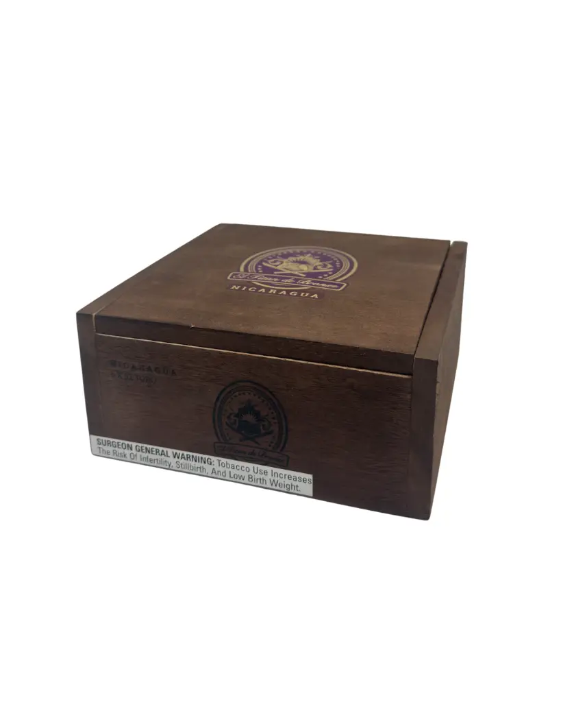 el-titan-de-bronze-nicaragua-toro-box-front.webp