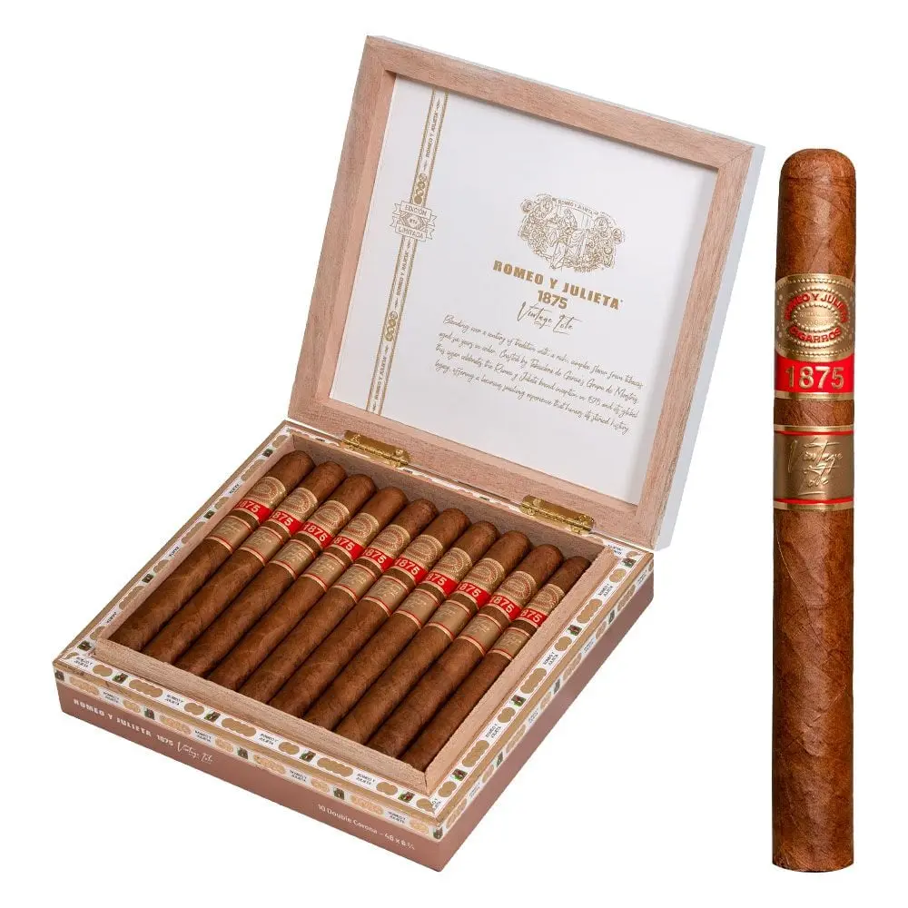 Romeo y Julieta 1875 Vintage Lote Double Corona | Special occasion Romeo y Julieta 1875 Vintage Lote box open with cigars and Double Corona