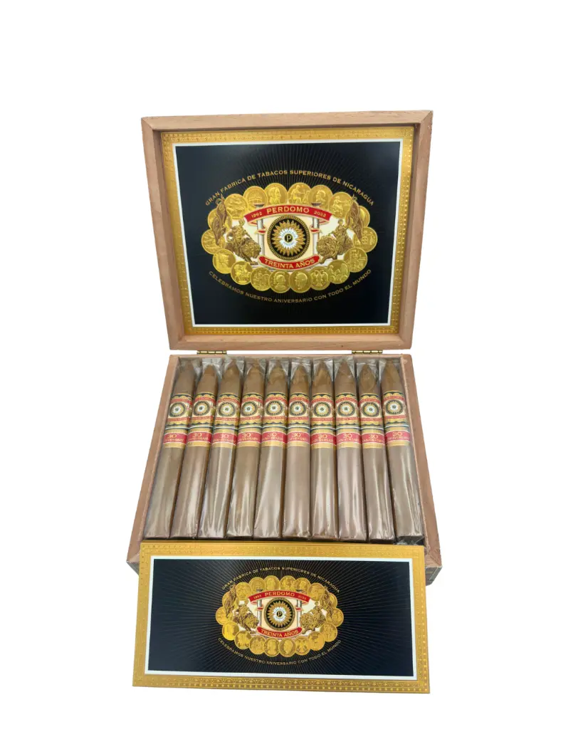 perdomo-30th-anniversary-connecticut-torpedo-box-open-display.webp