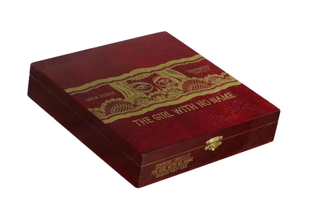 deadwood-tobacco-co-girl-with-no-name-lonsdale-box-closed-angle.webp