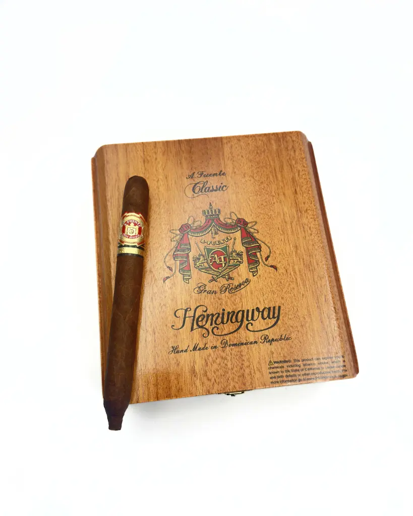 arturo-fuente-hemingway-classic-natural-perfecto-box-lid-with-single.webp
