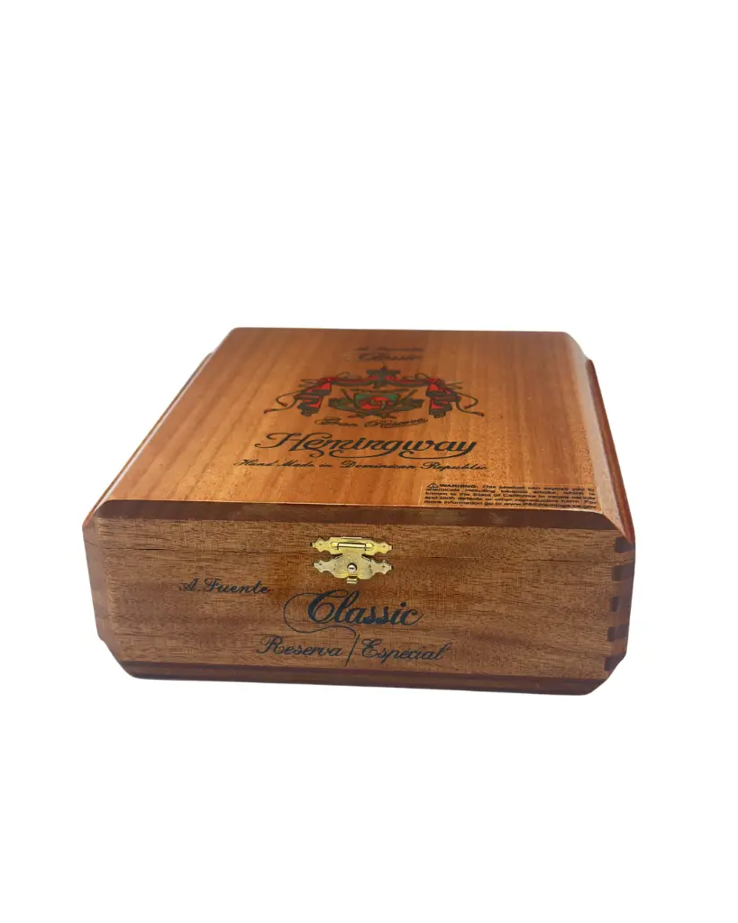arturo-fuente-hemingway-classic-natural-perfecto-box-closed-front.webp