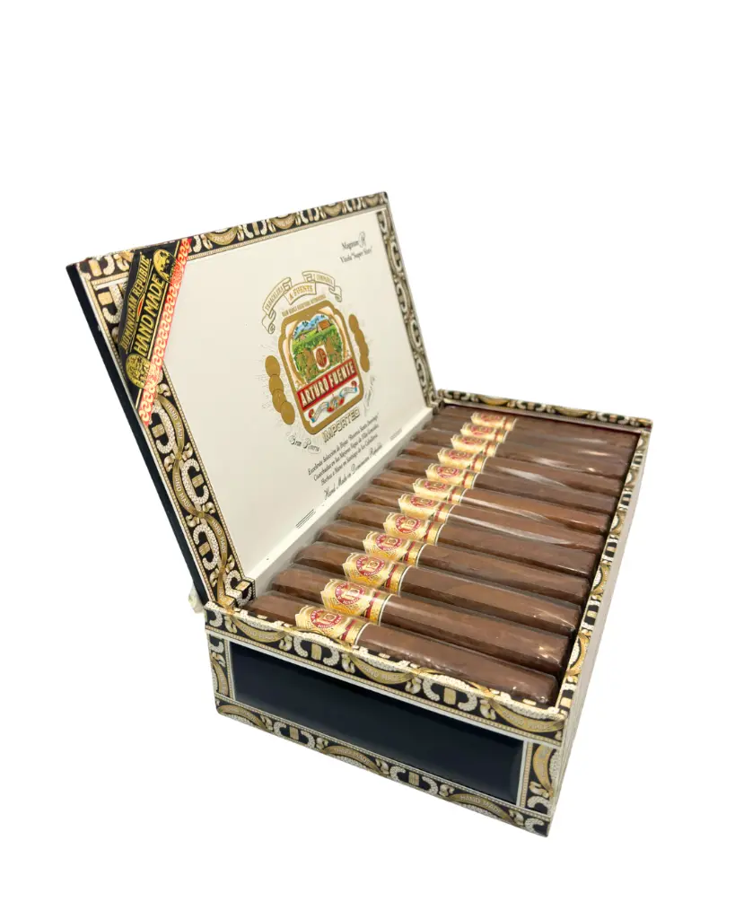 arturo-fuente-rosado-sungrown-super-60-open-box.webp