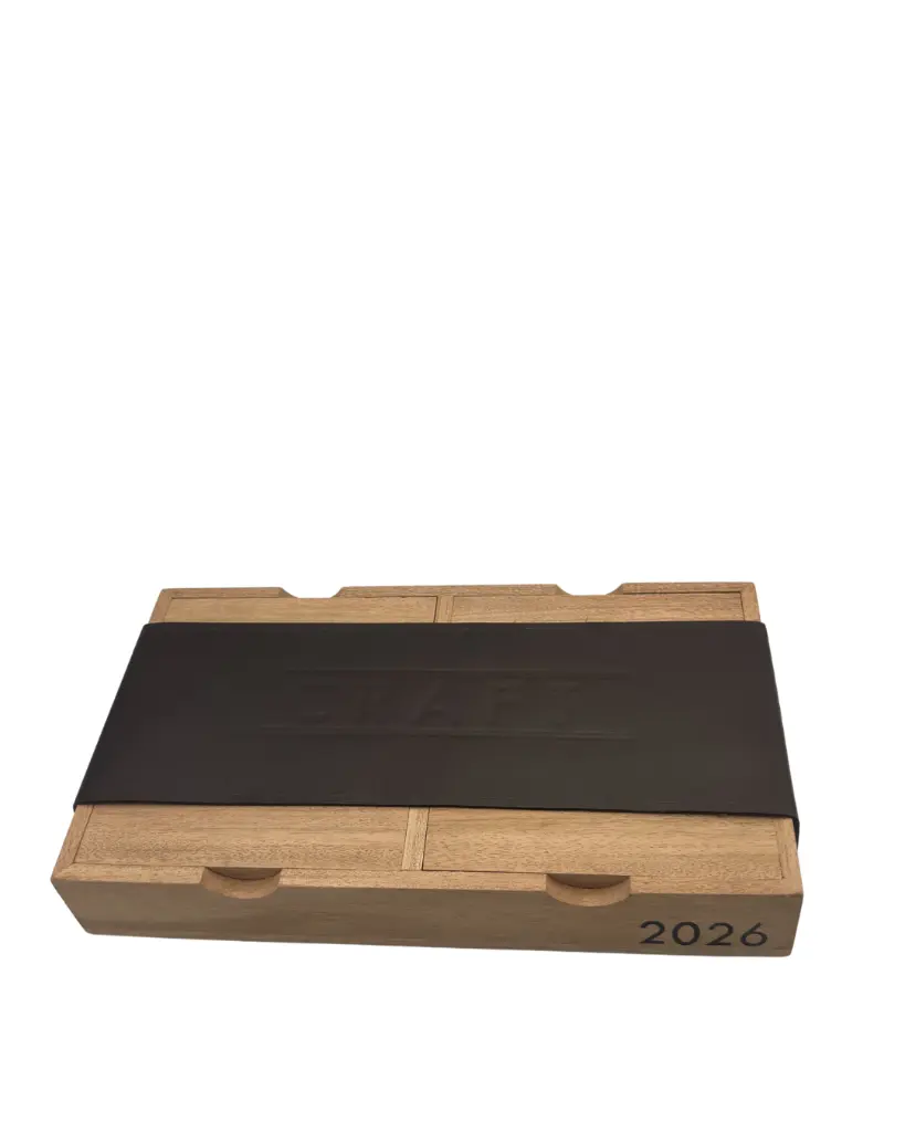 cigar-circus-nicaraguan-cigar-sampler-box-open-view (1).webp