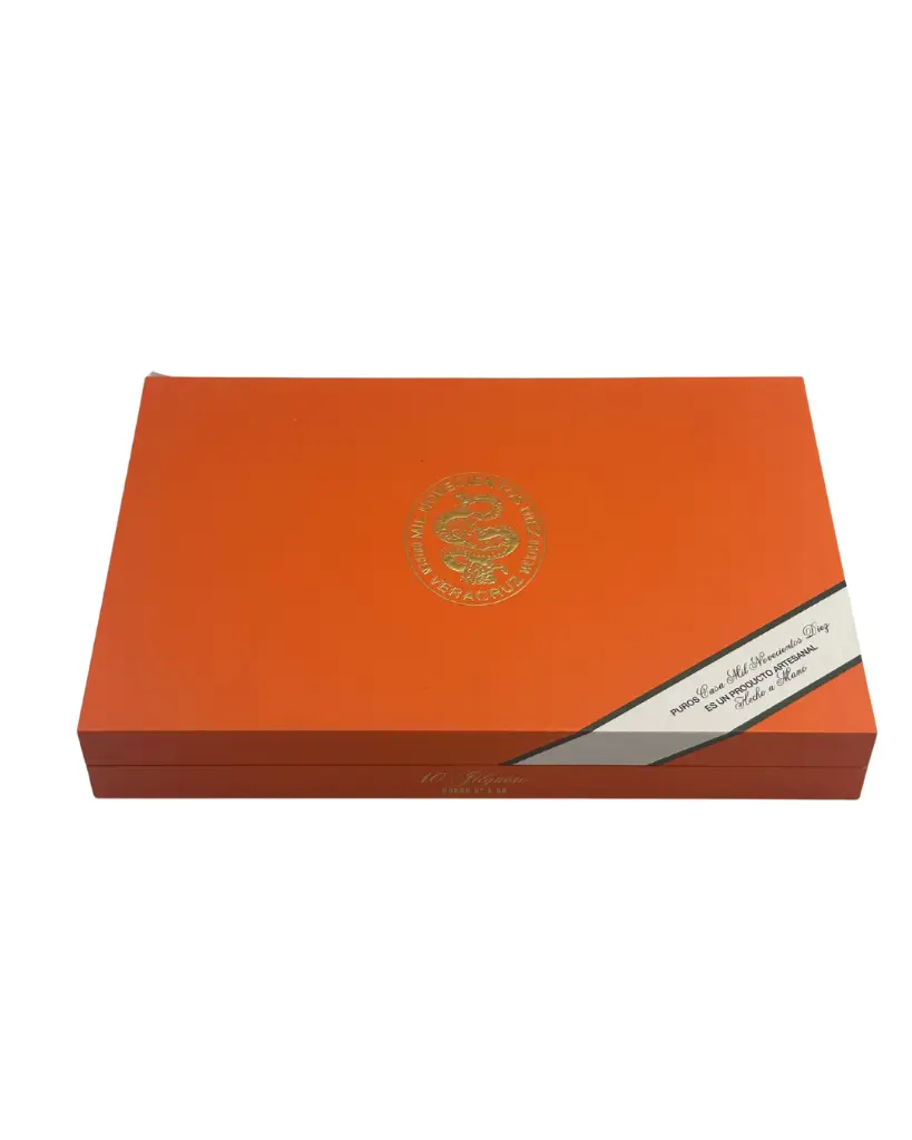 casa-1910-cavalry-jilguero-grande-box-closed (2).webp