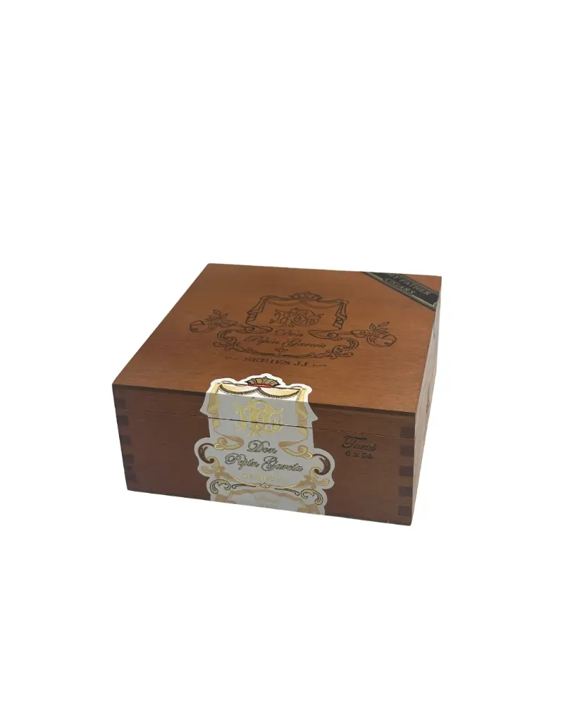 don-pepin-garcia-series-jj-toro-box-closed (2).webp