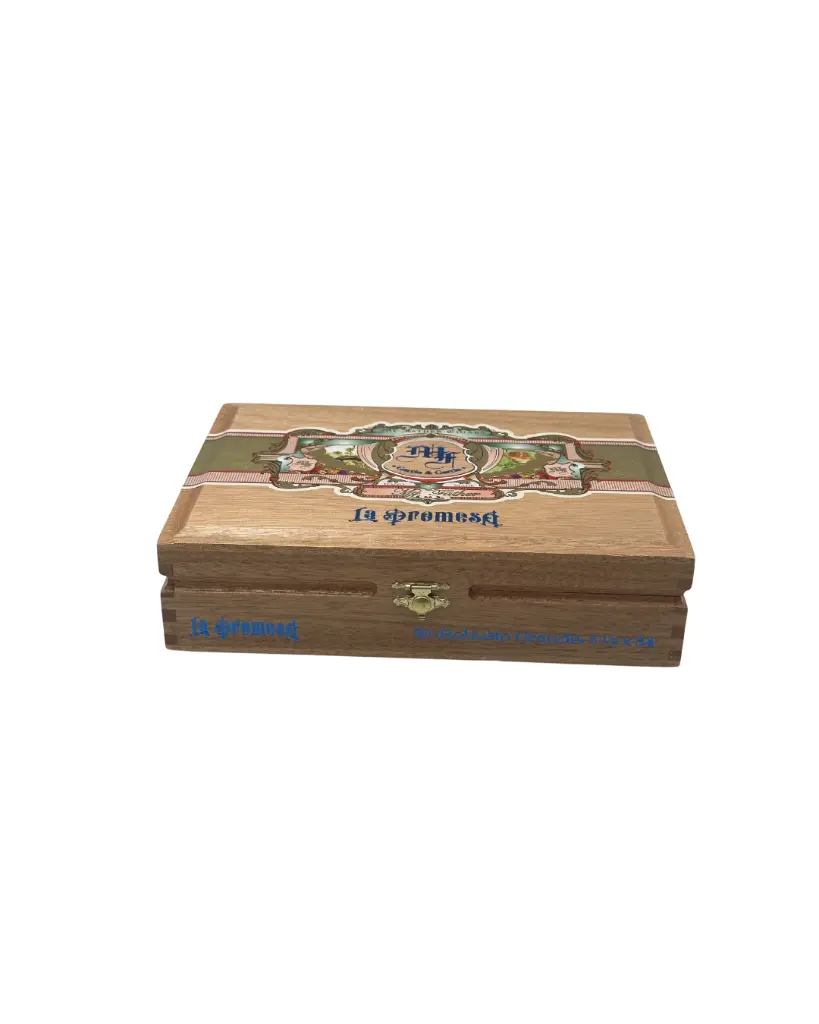my-father-la-promesa-robusto-grande-closed-box-front (2).webp