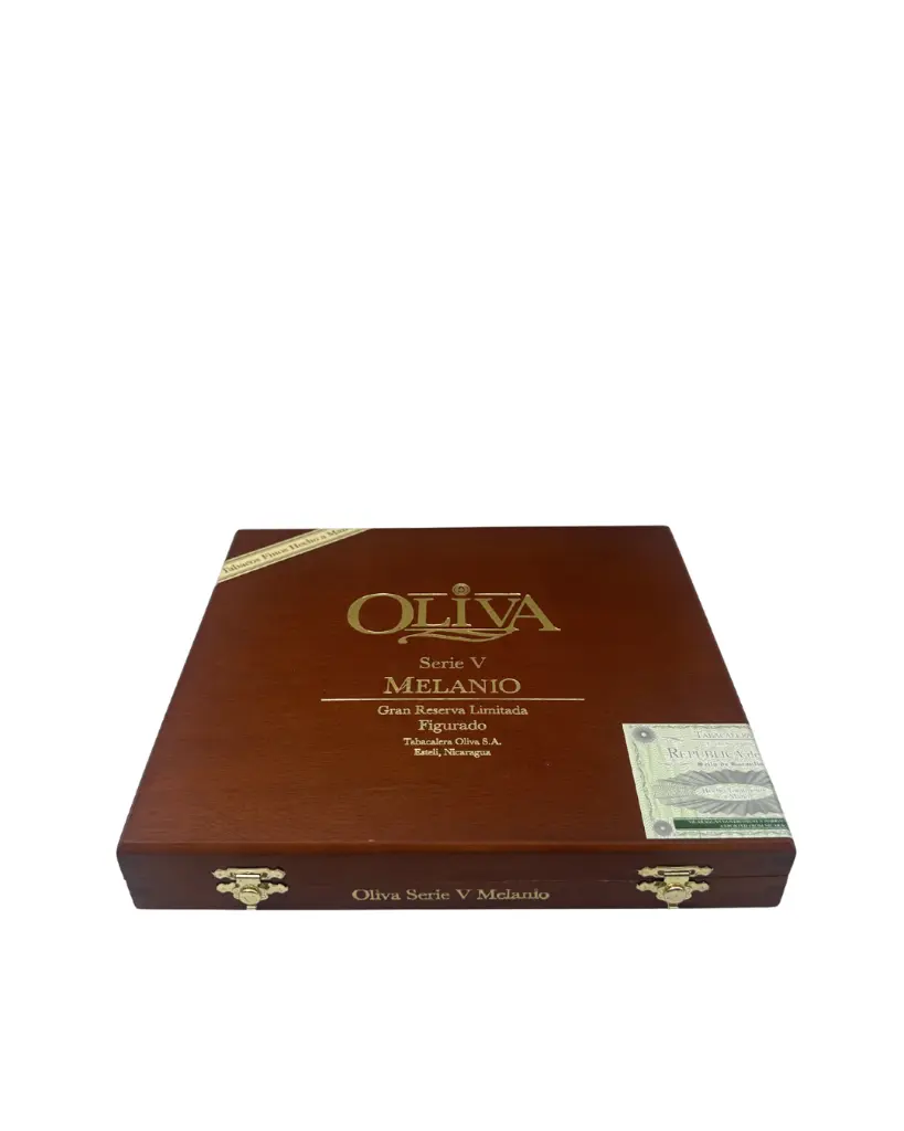 oliva-serie-v-melanio-churchill-box-closed (1).webp