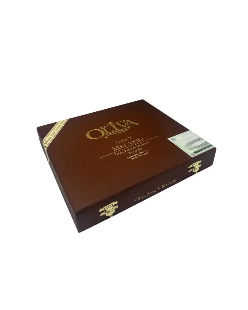 oliva-serie-v-melanio-torpedo-box-front (1).webp