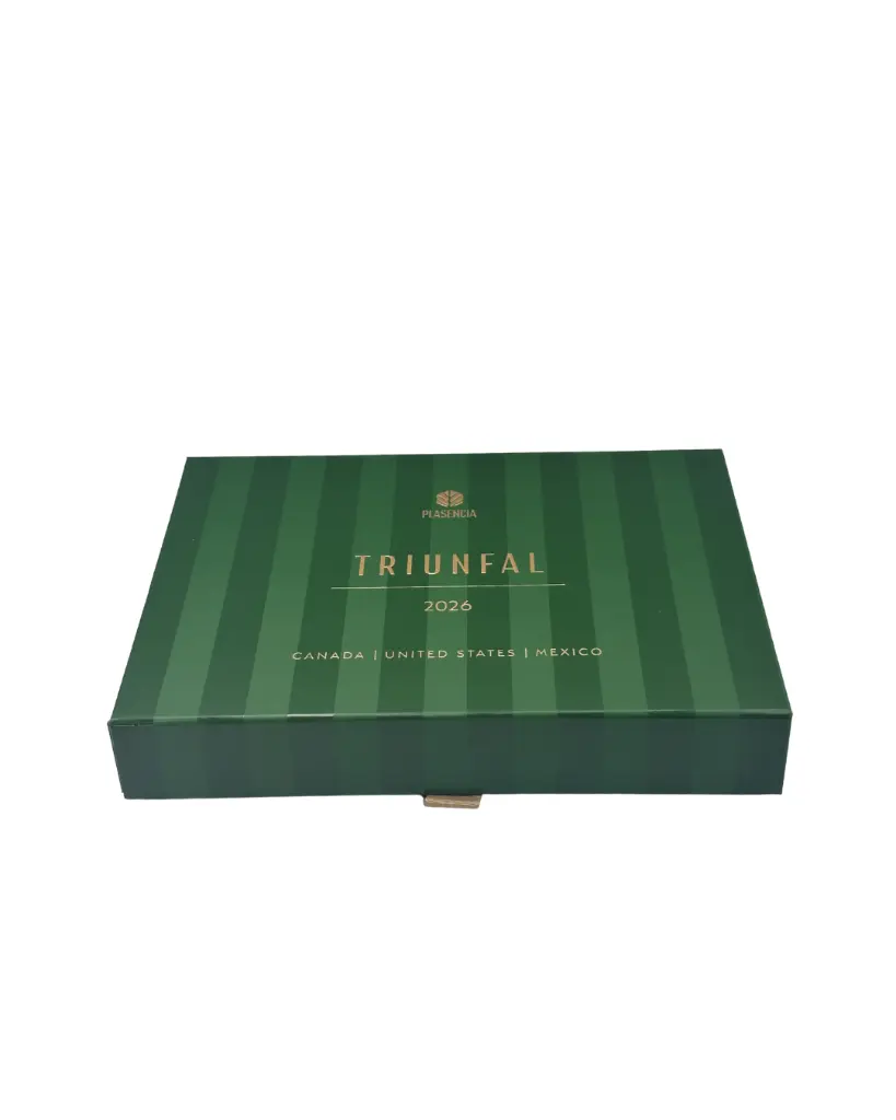 plasencia-triunfal-2026-closed-box-front (2).webp