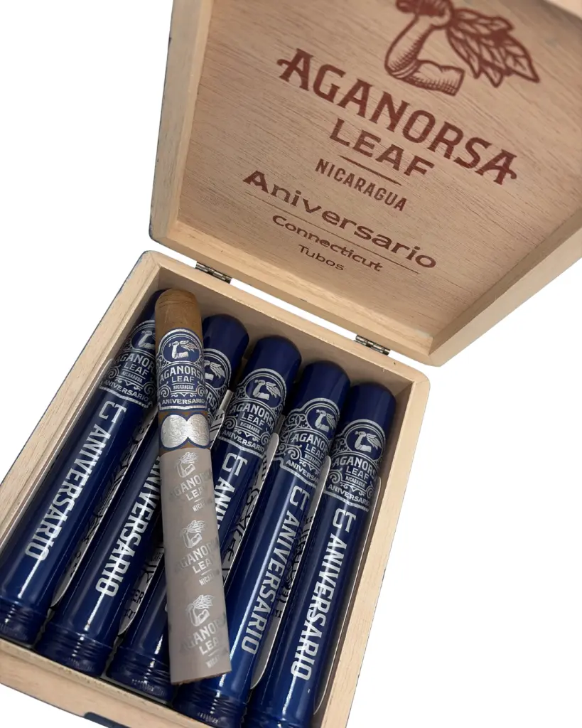 aganorsa-leaf-aniversario-ct-toro-tubo-box-detail.png.webp