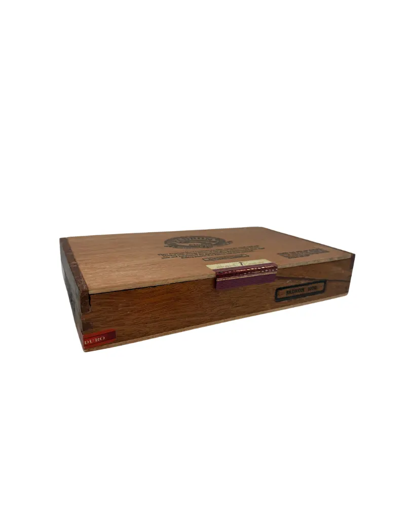 padron-series-6000-maduro-box-front (2).webp
