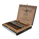 joya-de-nicaragua-cuatro-cinco-torpedo-box-open.webp