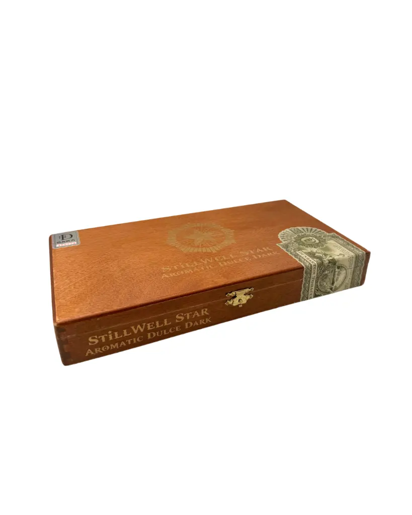 stillwell-star-aromatic-dulce-dark-toro-closed-box-angle..webp