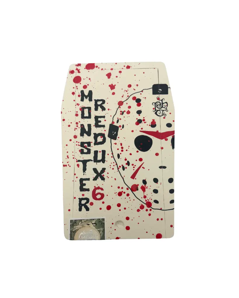 tatuaje-monster-6-jason-redux-closed-box.png.webp