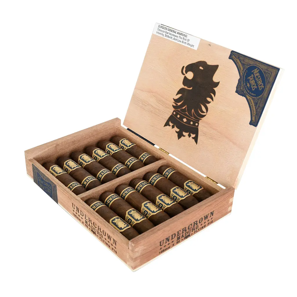 undercrown-maduro-flying-pig-open-box.webp
