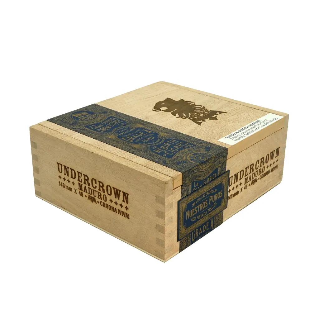 undercrown-maduro-corona-viva-box-closed-angle.webp