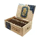 undercrown-maduro-robusto-box-open-angle.webp