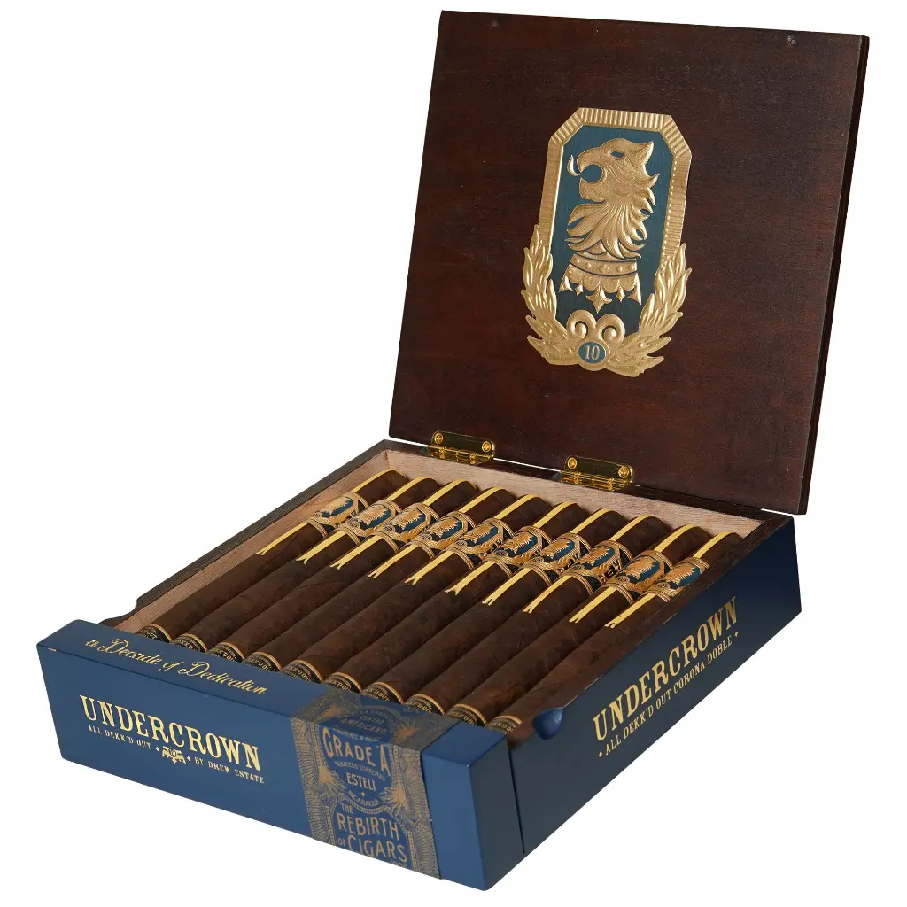 undercrown-uc10-corona-doble-box-open-cigars.webp
