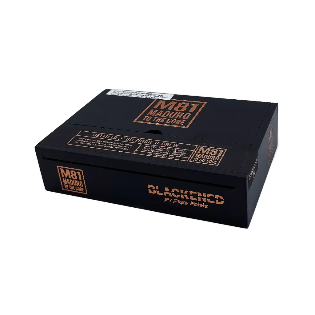 blackened-m81-maduro-robusto-box-closed-top-angle (2).webp