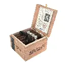liga-privada-no-9-robusto-box-open.webp
