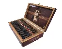 deadwood-leather-rose-torpedo-5x54-open-box-angle.webp