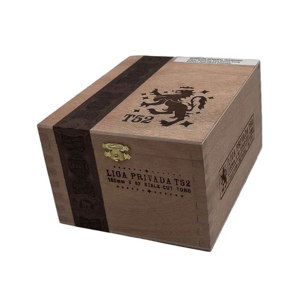 liga-privada-t52-toro-box-closed.webp