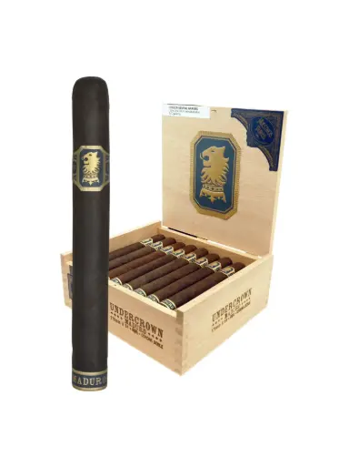 Undercrown Maduro Corona Doble 