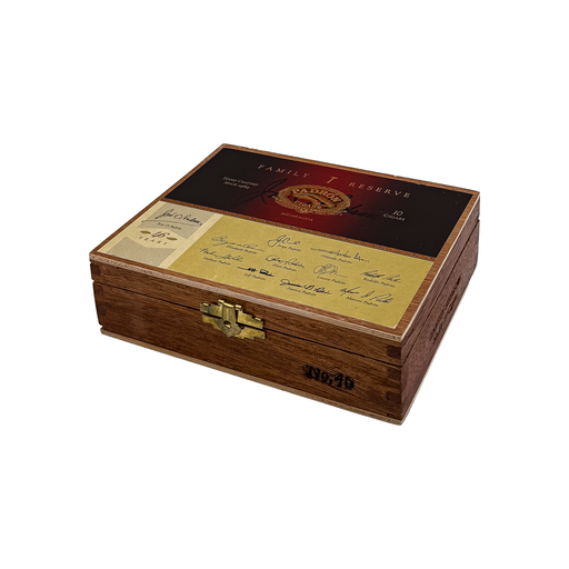 PADRON | Family Reserve 46 NAT